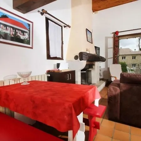 Apartment Corbeillou *